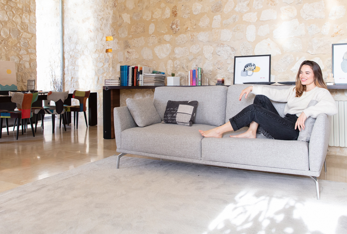 Korintoluxor by simplysofas.in